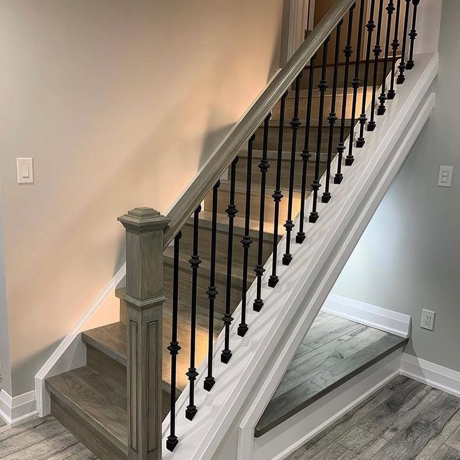 Repair tread and riser of stair with solid wood