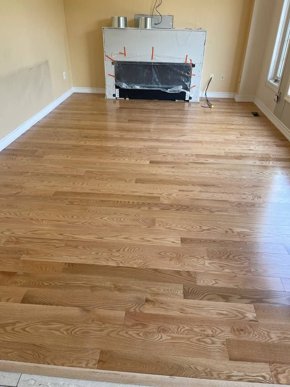 New flooring installation and polishing